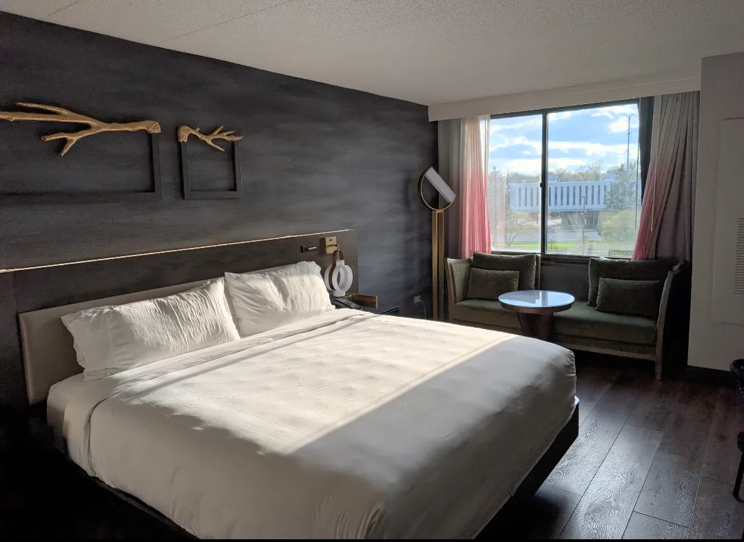 Operator's Review: Renaissance Chicago North Shore
